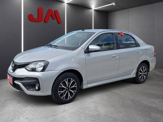 TOYOTA ETIOS 1.5 PLATINUM SEDAN 16V FLEX 4P AUTOMÁTICO